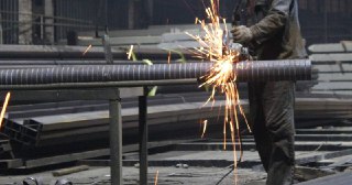 Цена на сварные работы в Сатка - расчет стоимости сварных работ цена от 1260 руб.